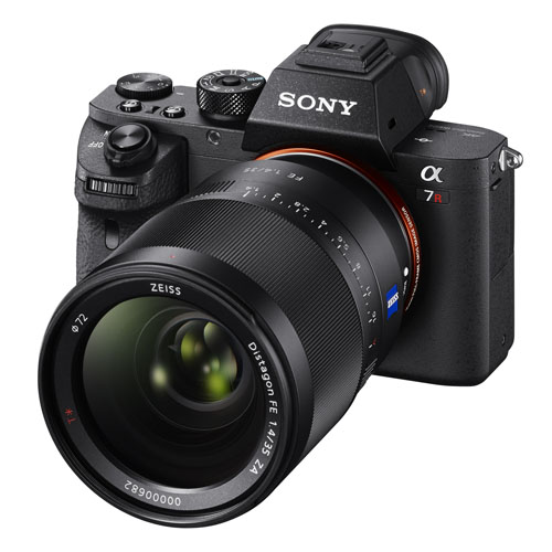 42 milyon piksellik Sony a7R II