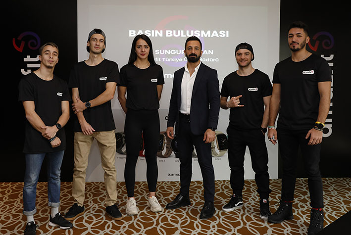 1640766841 Amazfit Team  Murat Sungur   zkan 3  - Amazfit Akıllı Saatleriyle Türkiye’deki İddiasını Artırıyor